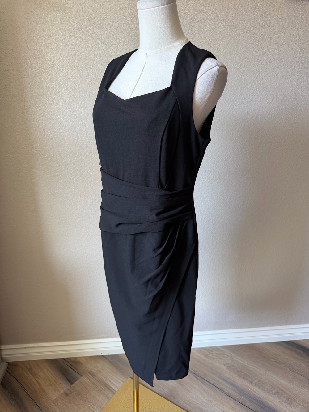 NWT Elegant Black Square-Neck Ruched Midi Dress, Large - Picture 3 of 9